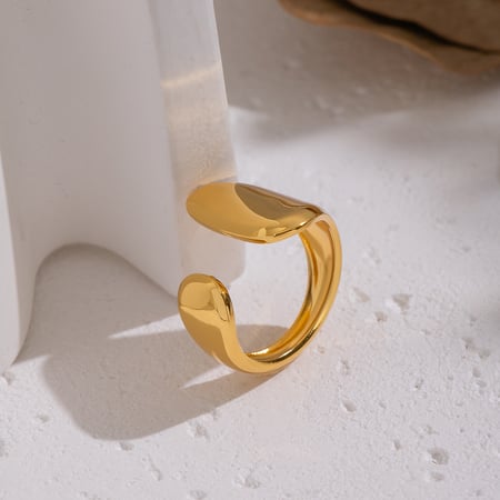 1 Stück unregelmäßig geformter minimalistischer Ring aus Edelstahl in Goldfarbe