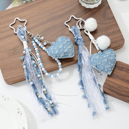 1 pièce de breloque de sac en jean en forme de cœur avec boule en peluche 2