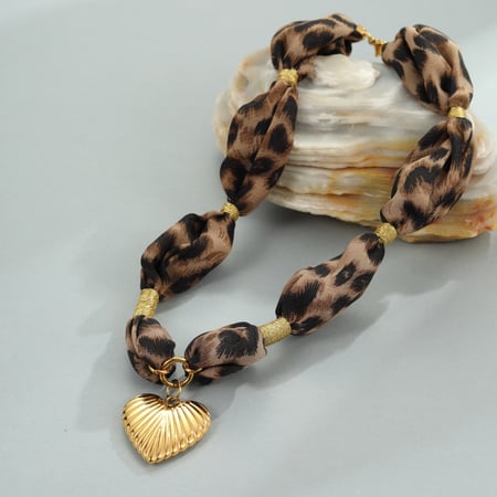 1 Piece Heart Leopard Print Stainless Steel  Gold Color Women's Pendant Necklaces