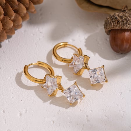 1 paio di orecchini pendenti in acciaio inossidabile color oro con stella e zirconi 2