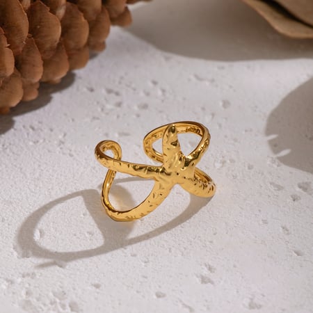 Anillo llamativo de acero inoxidable color dorado con forma de estrella de mar de 1 pieza 2
