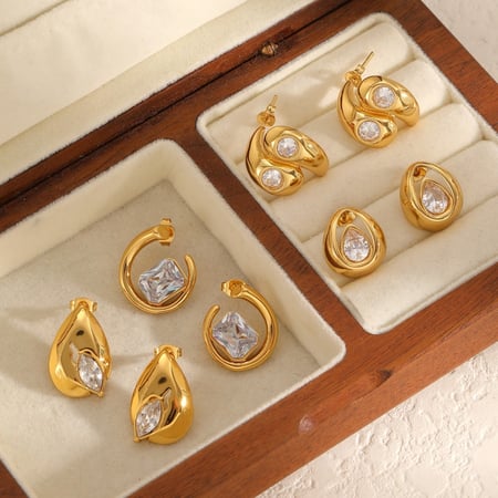 1 paio di orecchini a bottone in acciaio inossidabile color oro dalla forma irregolare 2