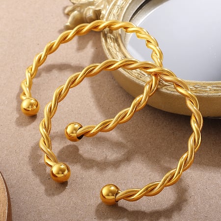 Pulsera de acero inoxidable color dorado con forma retorcida de 1 pieza