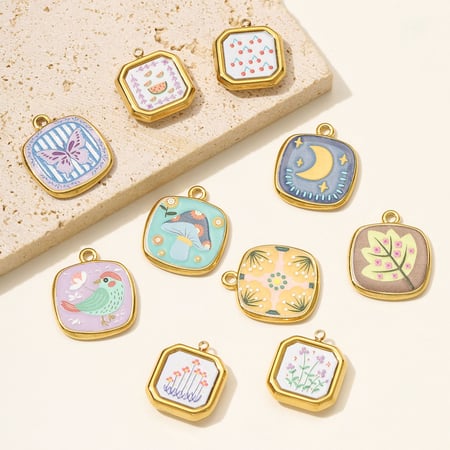 Pendentif pour femme en acier inoxydable couleur or avec fleur colorée, 1 pièce