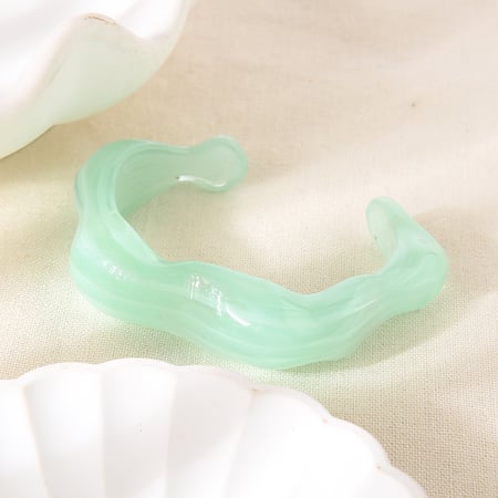 1 bracelet manchette simple et élégant en résine de forme irrégulière pour femme 2