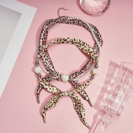 1 Piece Retro Leopard Print Fabric Scarf Necklace 2