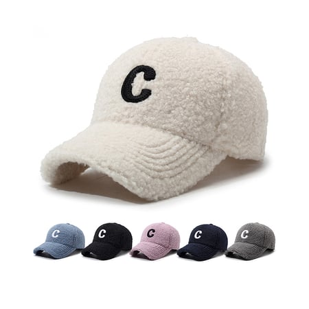 1 casquette de baseball décontractée en peluche avec lettres 2
