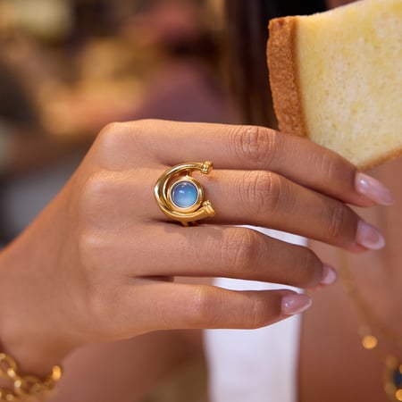 Bague de déclaration en acier inoxydable couleur or avec cercle en résine bleue, 1 pièce 2