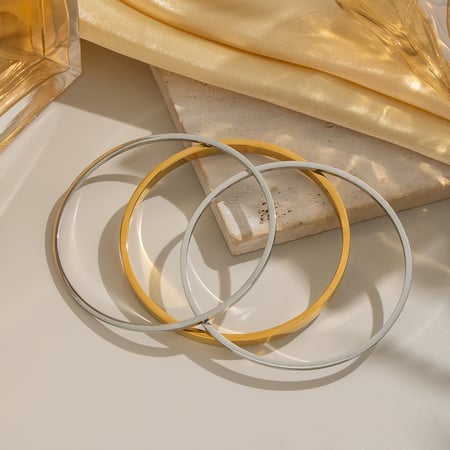 1 stuk effen gekleurde cirkelvormige armband van roestvrij staal 2