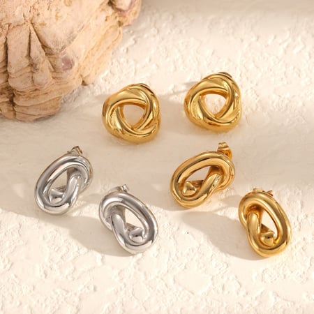 1 paio di orecchini a bottone in acciaio inossidabile color oro 2