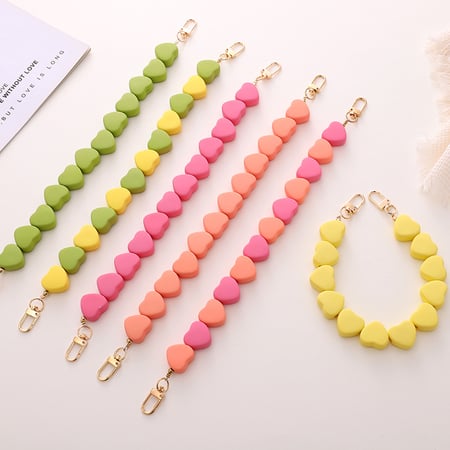 1 Piece Sweet Heart Acrylic Phone Chain 2