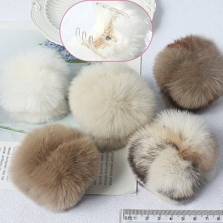 1 Piece  Cute Cute Furry  Pom  Women's Hair Clips 2
