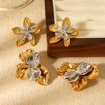 1 paire de boucles d&#39;oreilles à tige en acier inoxydable de couleurs mélangées en forme de cœur et de fleur