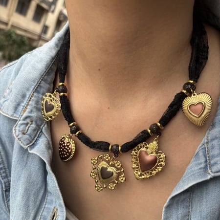 Collana con ciondolo in tessuto color oro in acciaio inossidabile a forma di cuore retrò da 1 pezzo