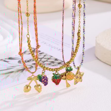 1 collar con colgante de acero inoxidable dorado con forma de fruta colorida para mujer