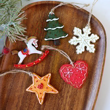 1 Piece Classic Christmas Resin Women's Party Supplies 2