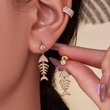 1 Pair Delicate Fishbone Stainless Steel Gold Color Zircon Women's Drop Earrings 2