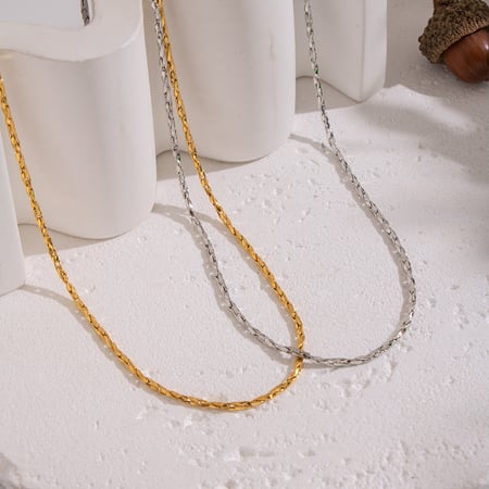 Collier simple en acier inoxydable couleur or, 1 pièce