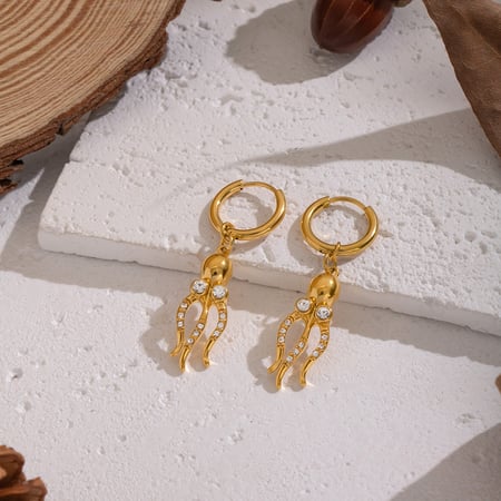 1 paar octopusvormige roestvrijstalen oorbellen met gouden zirkonia 2