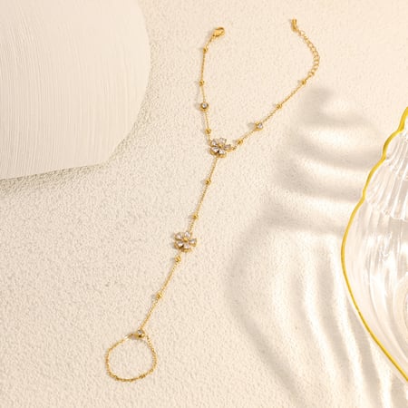 1 Piece  Sweet Flower Star Circle Stainless Steel Women's Chain Bracelets