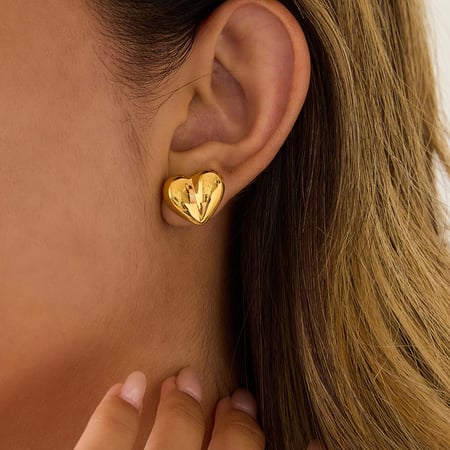 1 Pair Minimalist Heart Stainless Steel Gold Color Women's Stud Earrings
