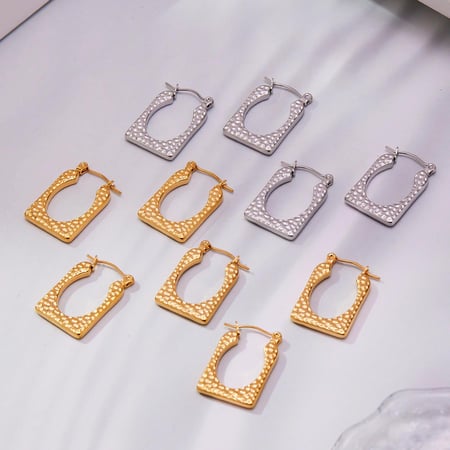Boucles d'oreilles créoles rectangulaires en acier inoxydable doré, motif martelé (1 paire)