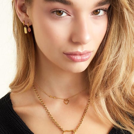 Stainless steel necklace heart closure