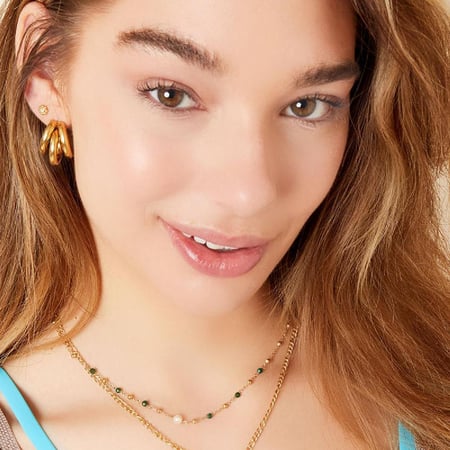 Necklace with marble pendant