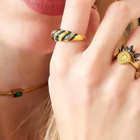 Stainless steel ring statement zircon swirl