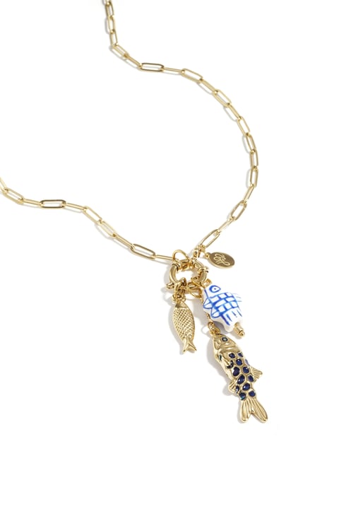 Necklace with front closure and fish charms