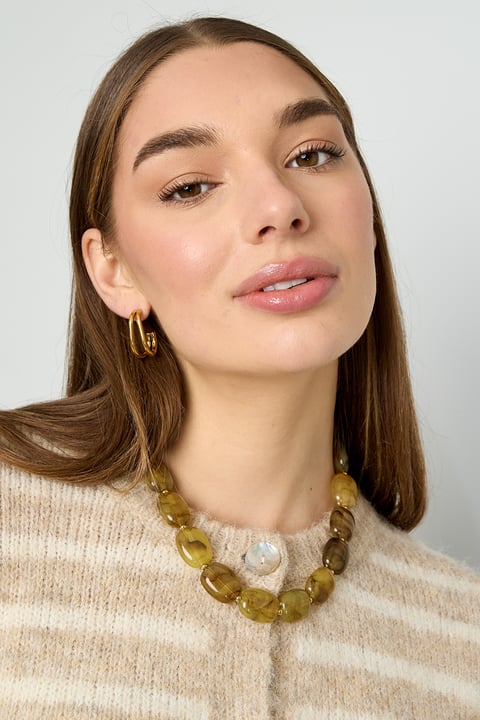 Collier de perles squovales