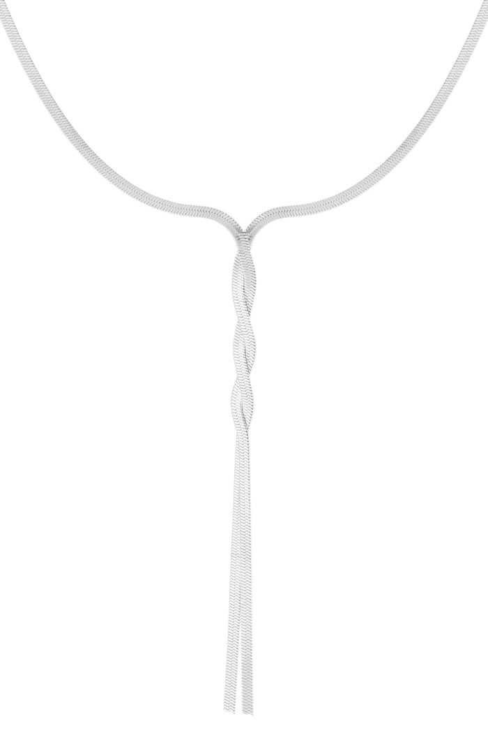 twisted necklace
