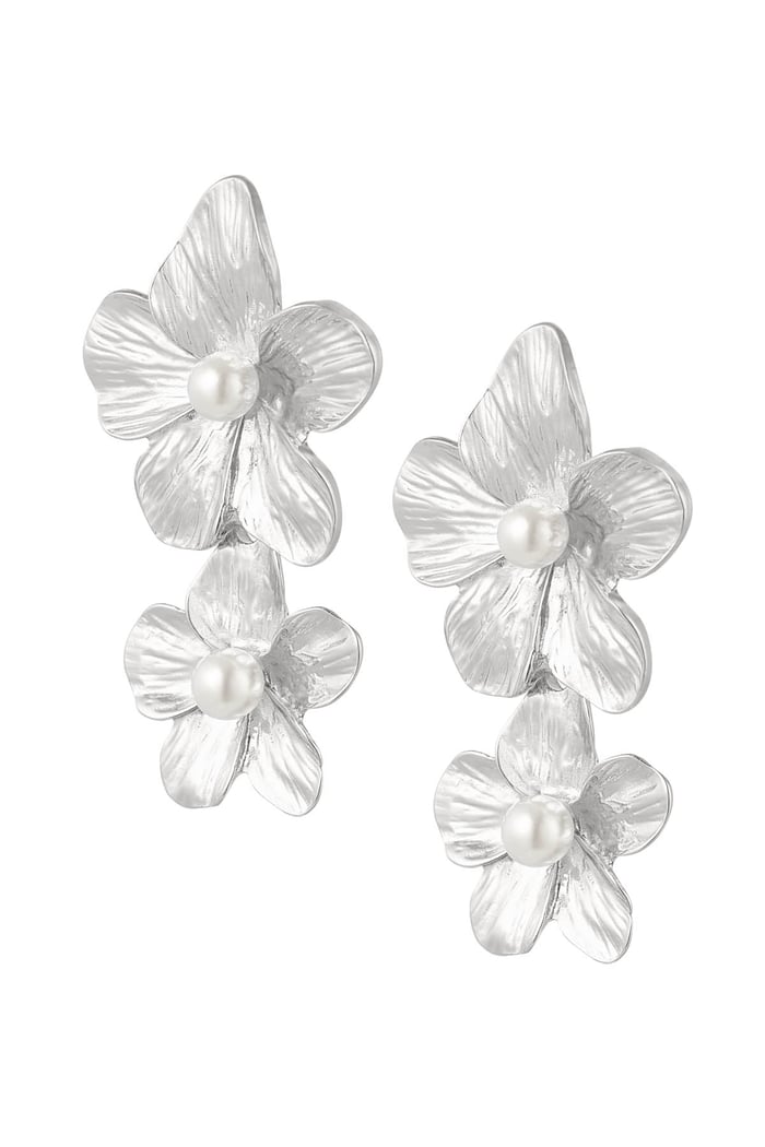 earrings flowers 