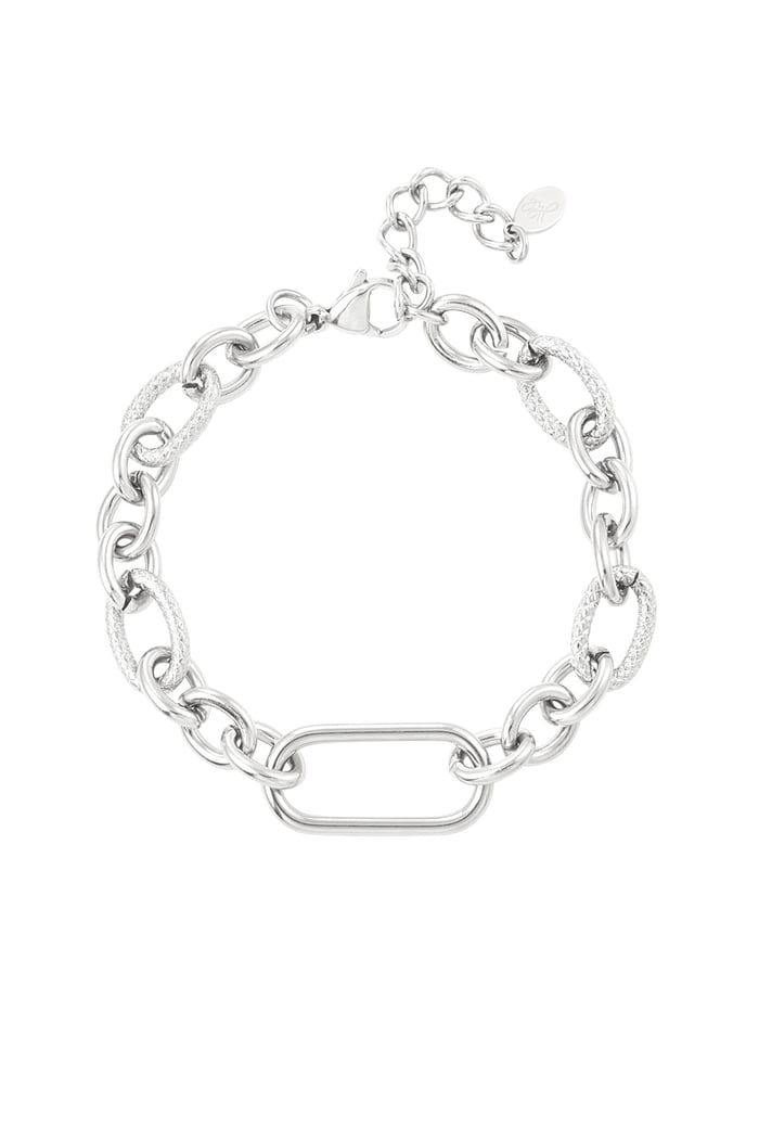 link bracelet rectangular detail 