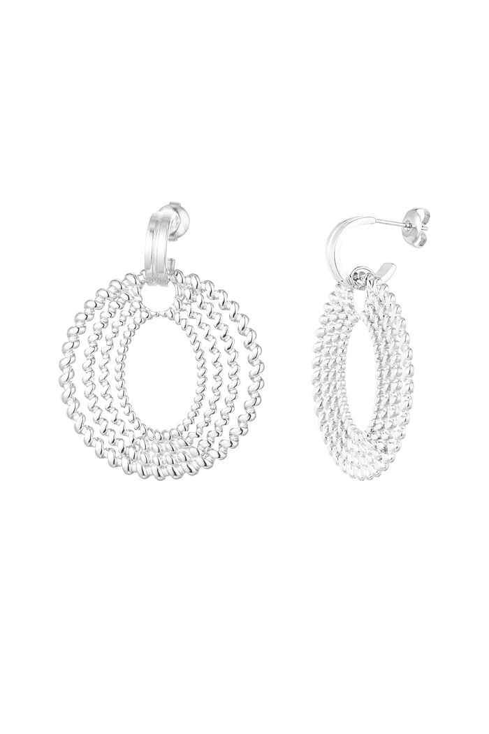 curled earrings 