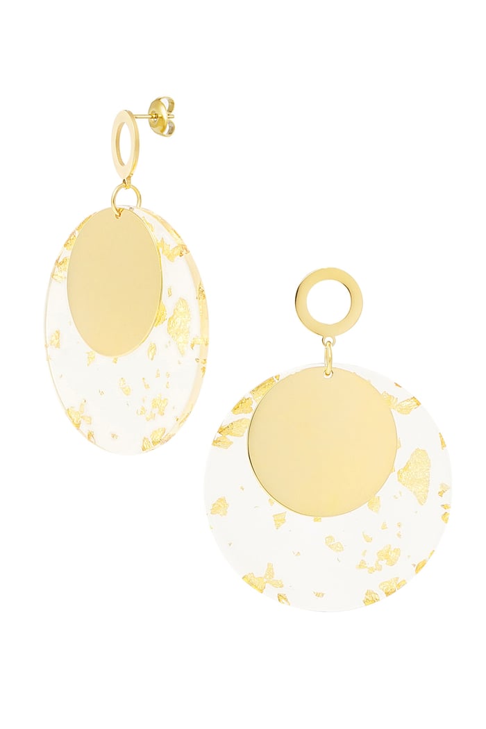 round earrings with print