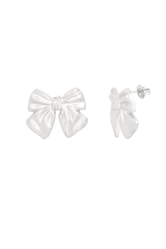 bowlicious stud earrings