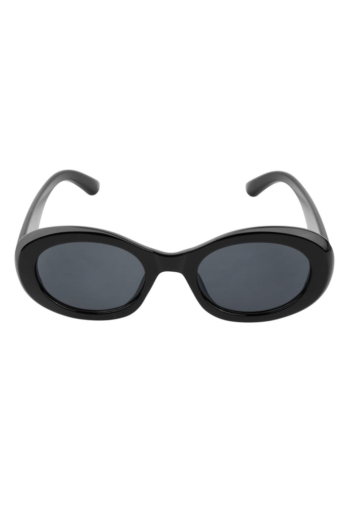 Sunglasses classy look a like Picture2