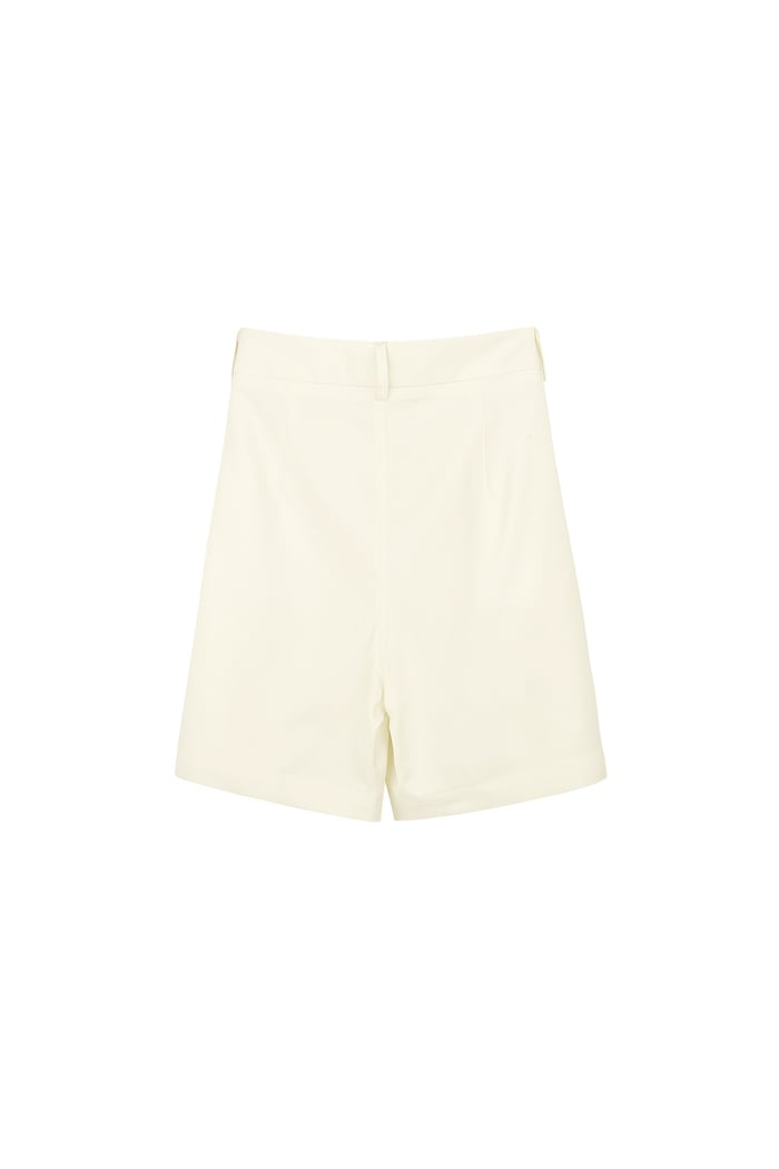 Shorts mit Tasche – Creme  Bild2
