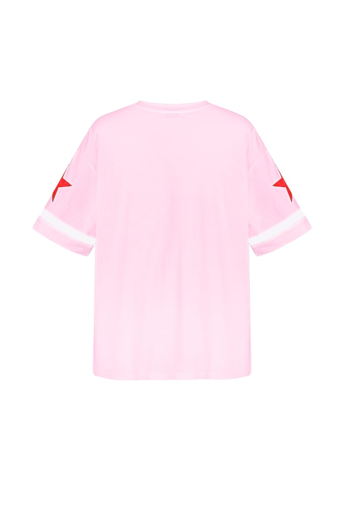 Sporty Girl T-Shirt Picture8