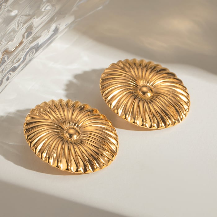 1 pair simple series retro flower stainless steel  gold plated women stud earrings