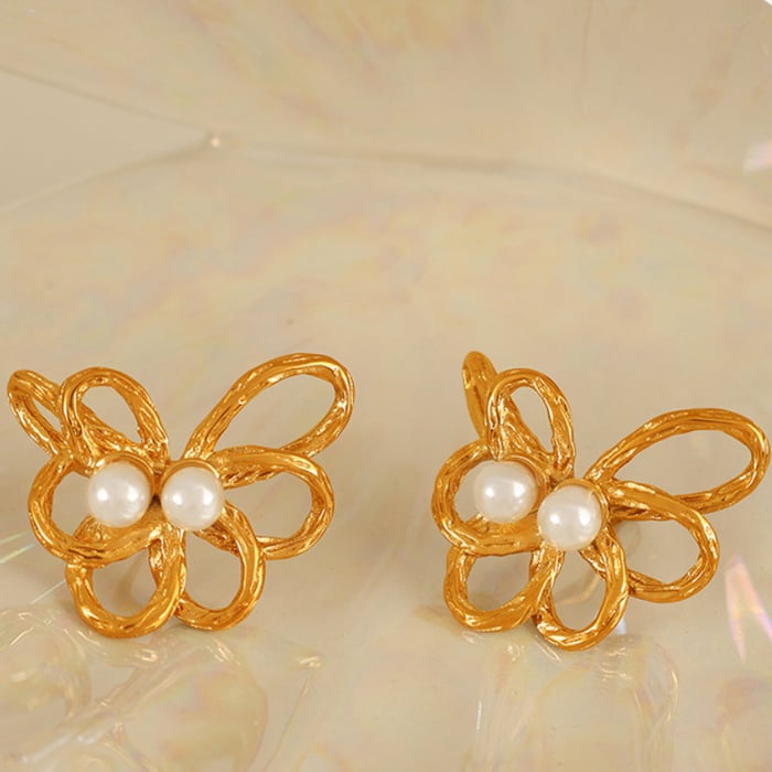 1 pair romantic series retro flower stainless steel  gold plated artificial pearl women stud earrings