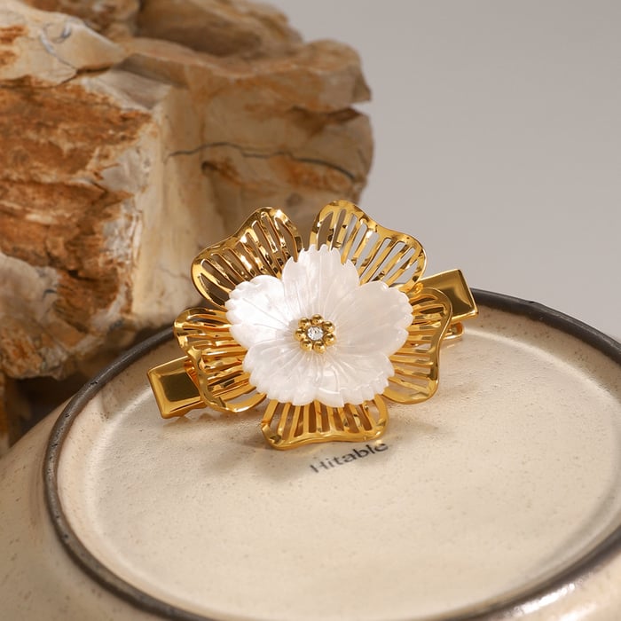 1 pair classic series retro flower stainless steel  gold plated rhinestone women hair clips
