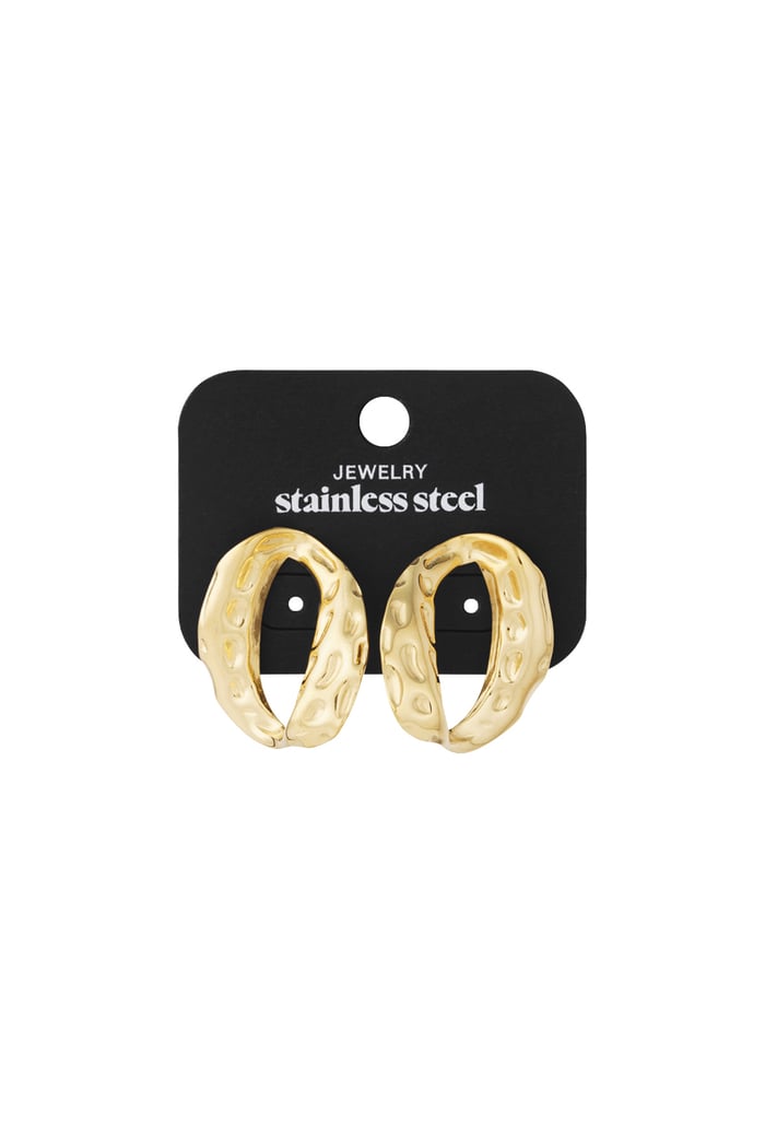 Letter O earring h5Picture4