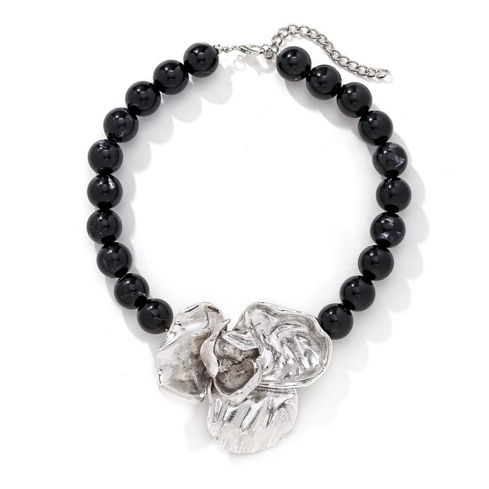 1 Piece Vintage Dimensional Exaggerated Silver Large Flower Women's Beaded Necklaces