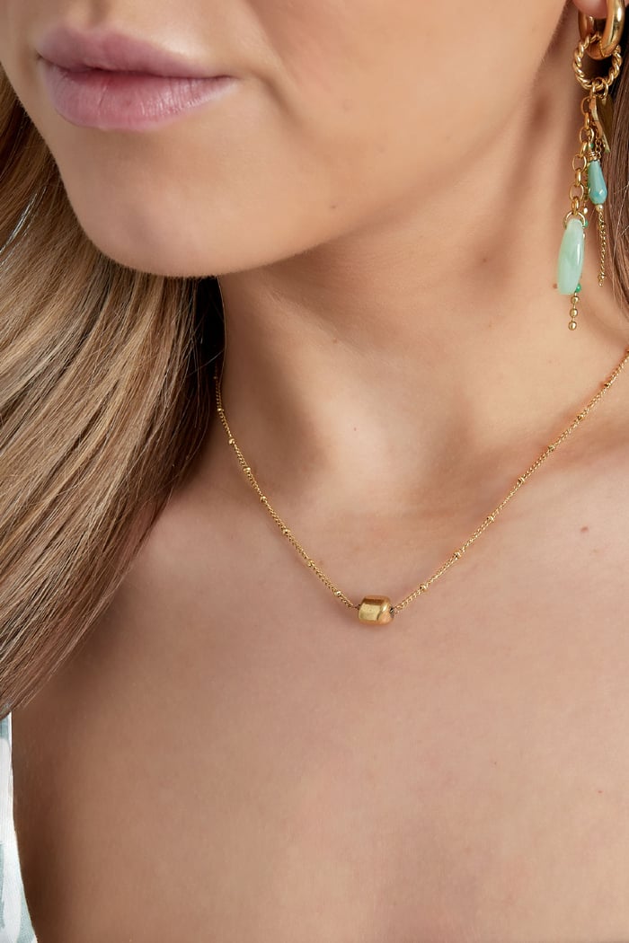 Collier simple avec boules - doré  Image3