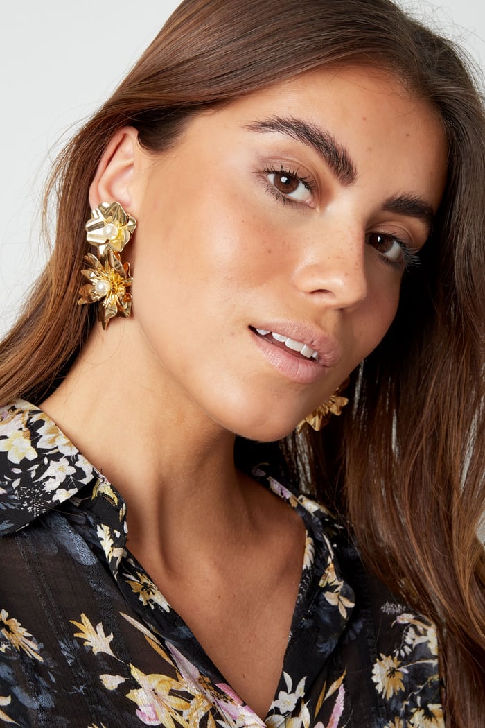 earrings statement flower h5Picture4