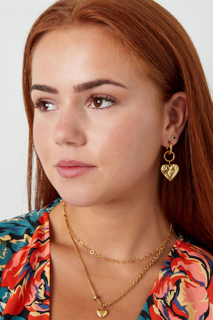earrings with heart charm h5Picture2