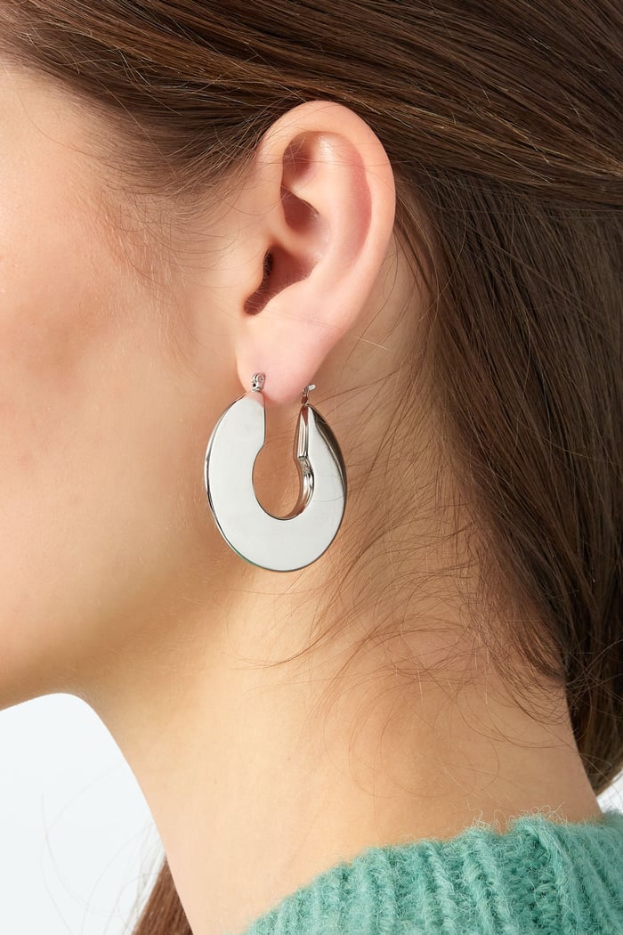 earrings mega circle Picture3