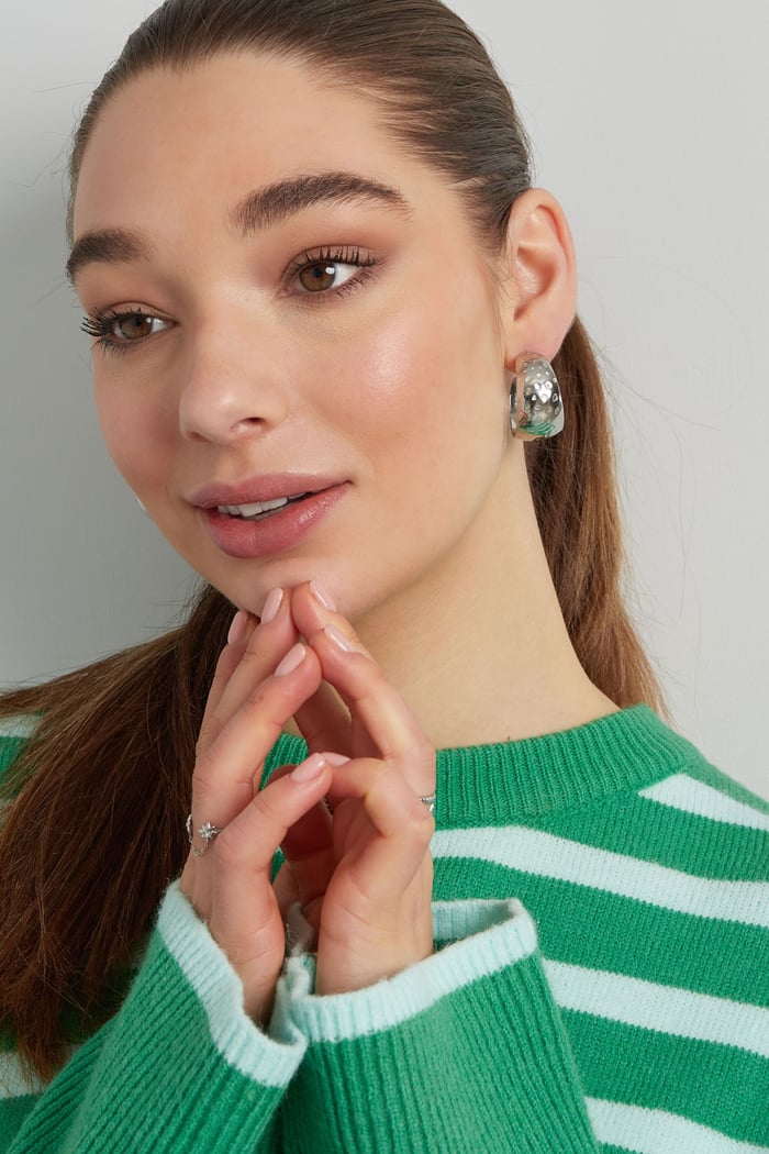 earrings moon large dots h5Picture4